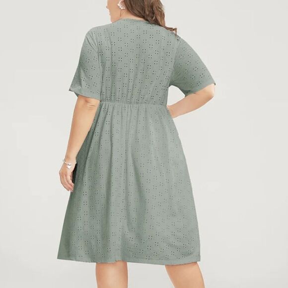 NWT BloomChic green dress 14/XL - Picture 2 of 11